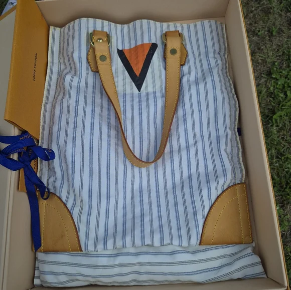 AUTHENTIC Louis Vuitton Tanglier Tote with Box And Papers - Picture 10 of 15